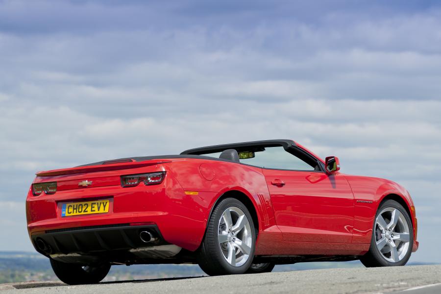  Chevrolet Camaro RS Convertible 45th Anniversary 2012 года  (EU) (фото 36 из 69)